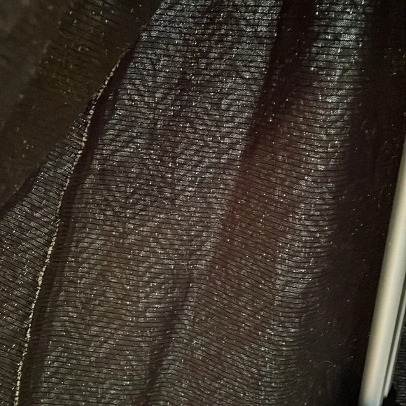 Adorable, black and white jacket with gold details, from JM Collection, 2X. - Picture 7 of 9